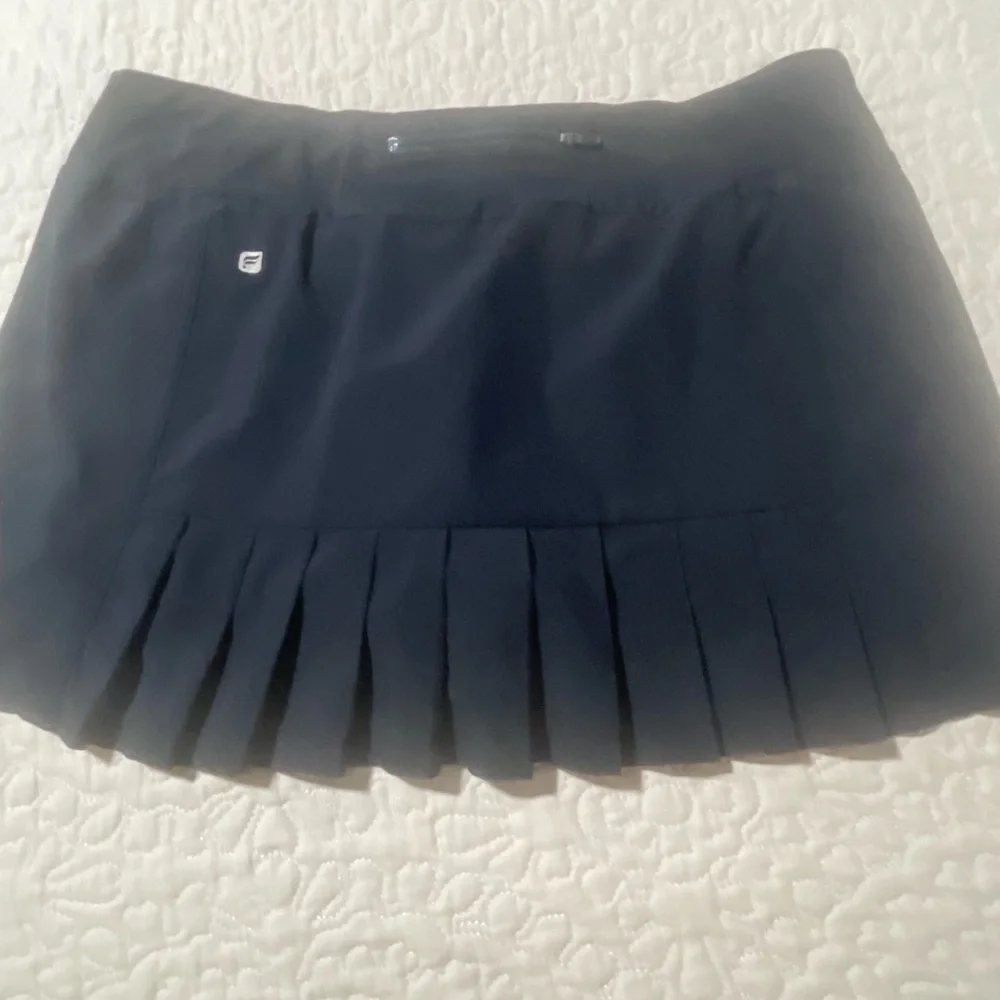 Fabletics‎ Black Skort Pleated Back Size Large
